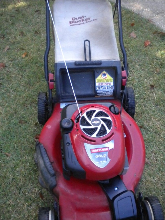 21"CRAFTSMAN REAR BAGGER MOWER