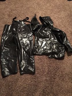 Rain suit