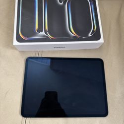 11” iPad Pro M4 256gb Used