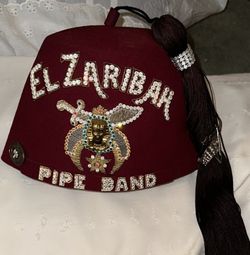 Rare And Just Available Fez From Phoenix’ El Zaribah Shrine’ PIPE BAND