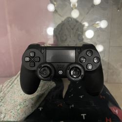 SCUF PS4 CONTROLLER 