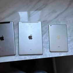 iPads $100 Or Best Offer 
