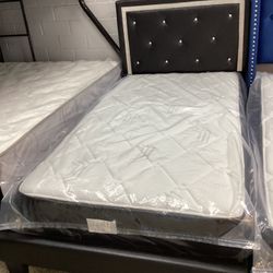Twin Bed With Mattress 