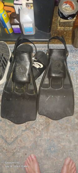 Scubapro Black Rubber Diving Fins