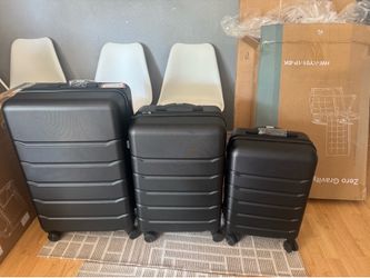 Black 3 set luggage’s