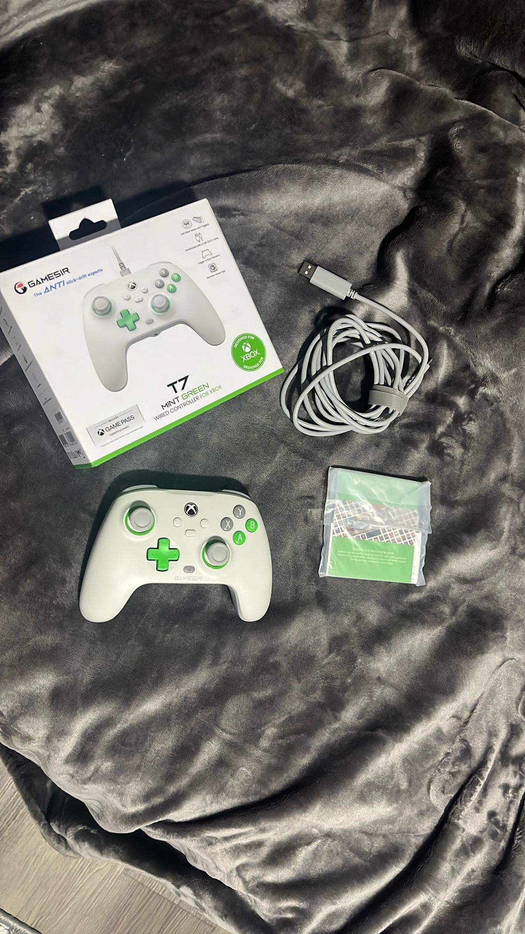 Gamesir T7 Xbox controller 