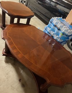 Set Of 2 Pieces - 1 Center Table And 1 Side Table