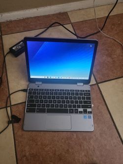 Samsung touch screen laptop with pen