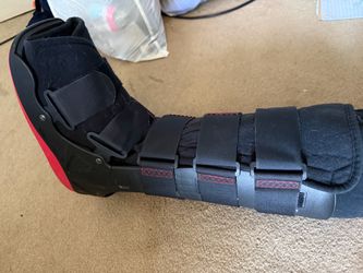 Cam Boot