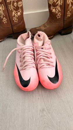 Nike academy soccer cleats