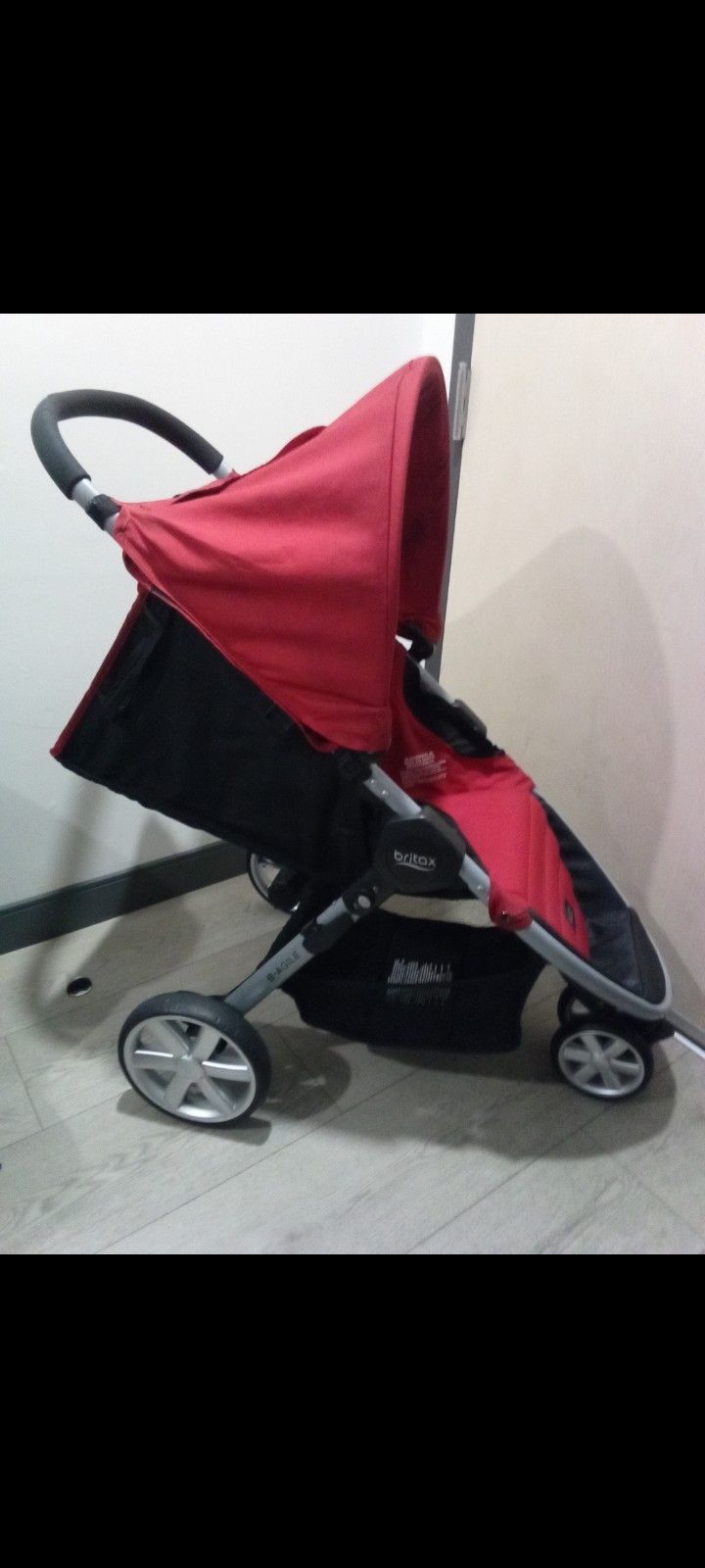 GOOD BABY STROLLER FOR SALE 