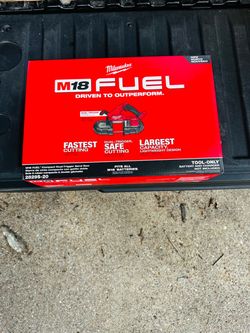 Milwaukee M18 FUEL Compact Band Saw Tool-Only