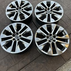 Toyota RAV4 Wheels