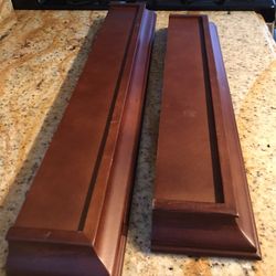 2 Wood Shelves