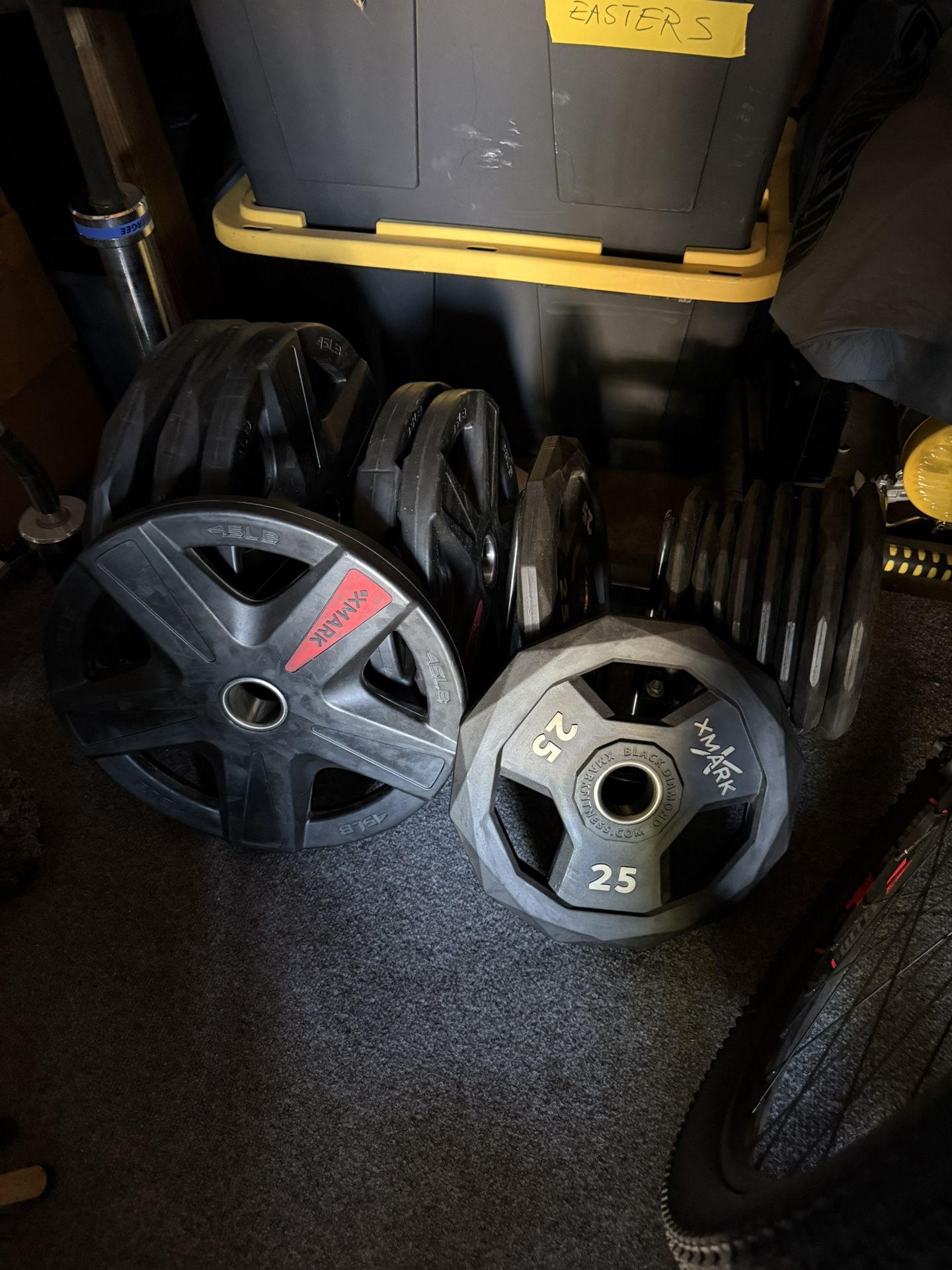 Almost New Rubber, Eyes Weight Plates With Olympic Bar, Curl Bar And Stand.