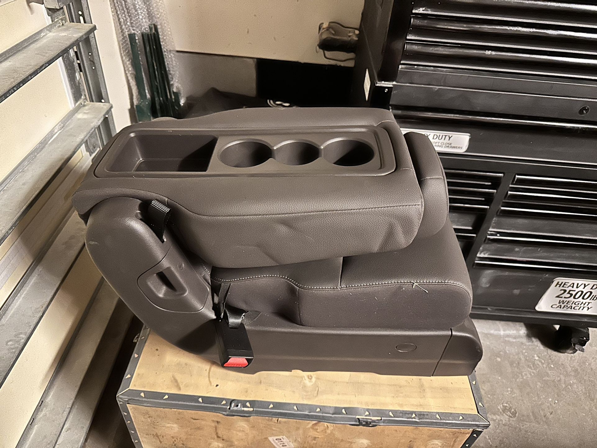 Odyssey Middle Seat