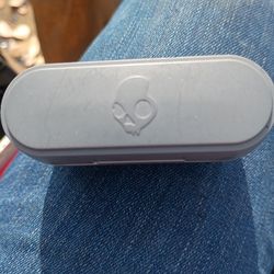 Skull candy earbuds bluetooth