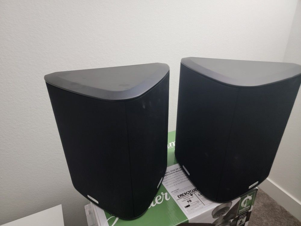 Polk Audio Fxi A6 Surround Sound Speakers
