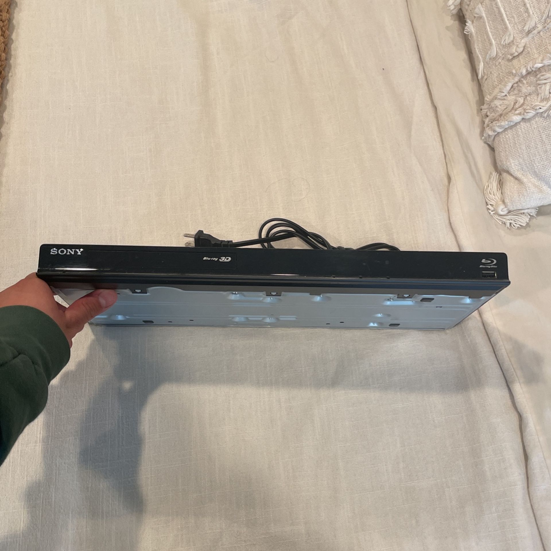 Sony Blu-ray DVD Player.
