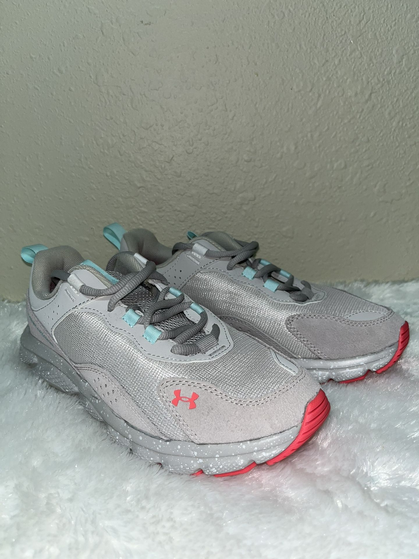 Women’s Tennis Shoes