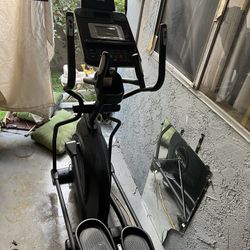 Sole E 25 Elliptical 