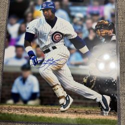 Sammy Sosa Chicago Cubs Signed Autographed 16x20 Photo Beckett BAS Witness