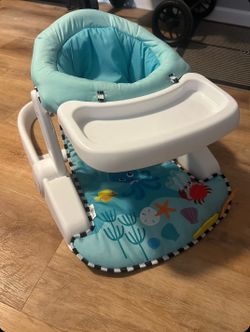 Baby floor seat