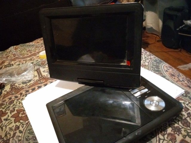 Supersonic Sc-257a Portable Dvd Player