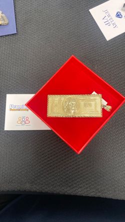 10k Gold 100 Dollar Bill Pendant 