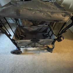 Jeep Wrangler Wagon Stroller with Car Seat Adapter Included by Delta Children Gr
