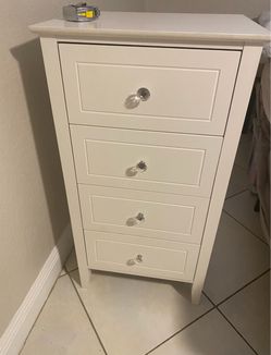 White 4-Drawer Tall Dresser with Crystal Knobs