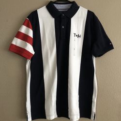 Tommy Hilfiger men’s polo golf shirt Red Navy White Block Logo  Size L NWT