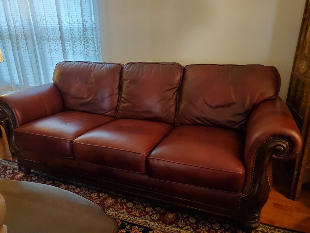 2 Piece Leather and wood Living Room set