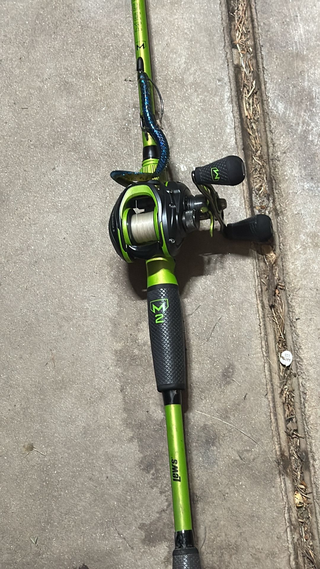 Lew’s Mach 2 Baitcaster Combo