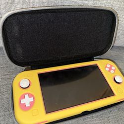 Nintendo Switch Lite pink With Yellow Case 