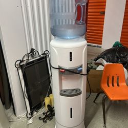 Water Dispenser 