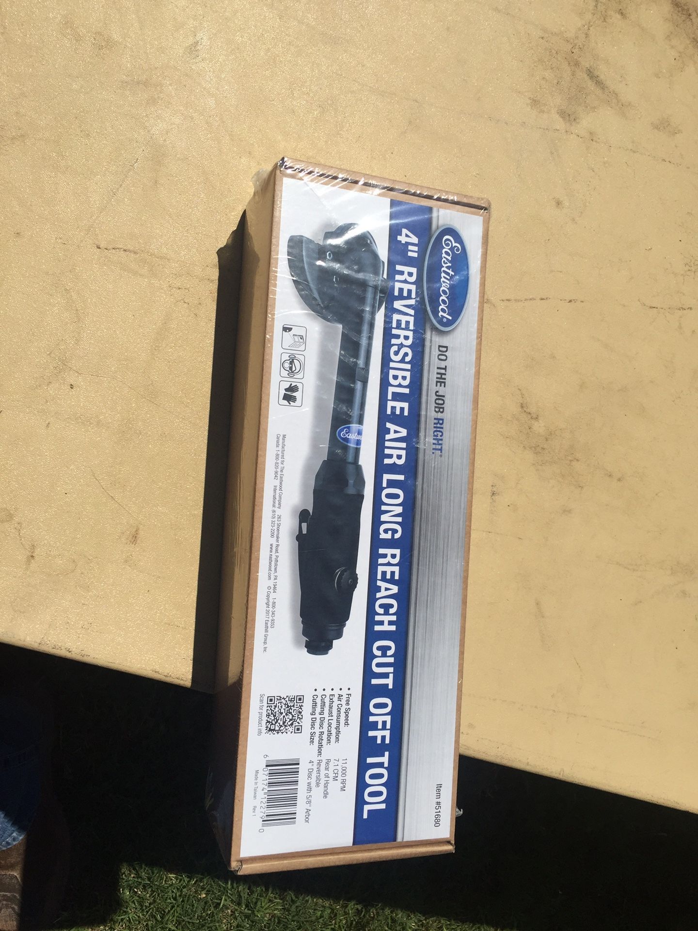 Eastwood 4 in. Low Profile Forward/Reverse Air Cut Off Tool