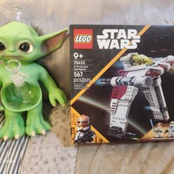 V-19 Torrent Starfighter Legos & Mandaloren Water Pipe