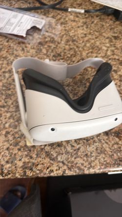 Meta Quest 2 VR Headset