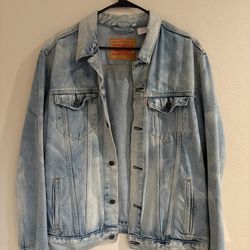 Vintage Levi’s Denim Jacket