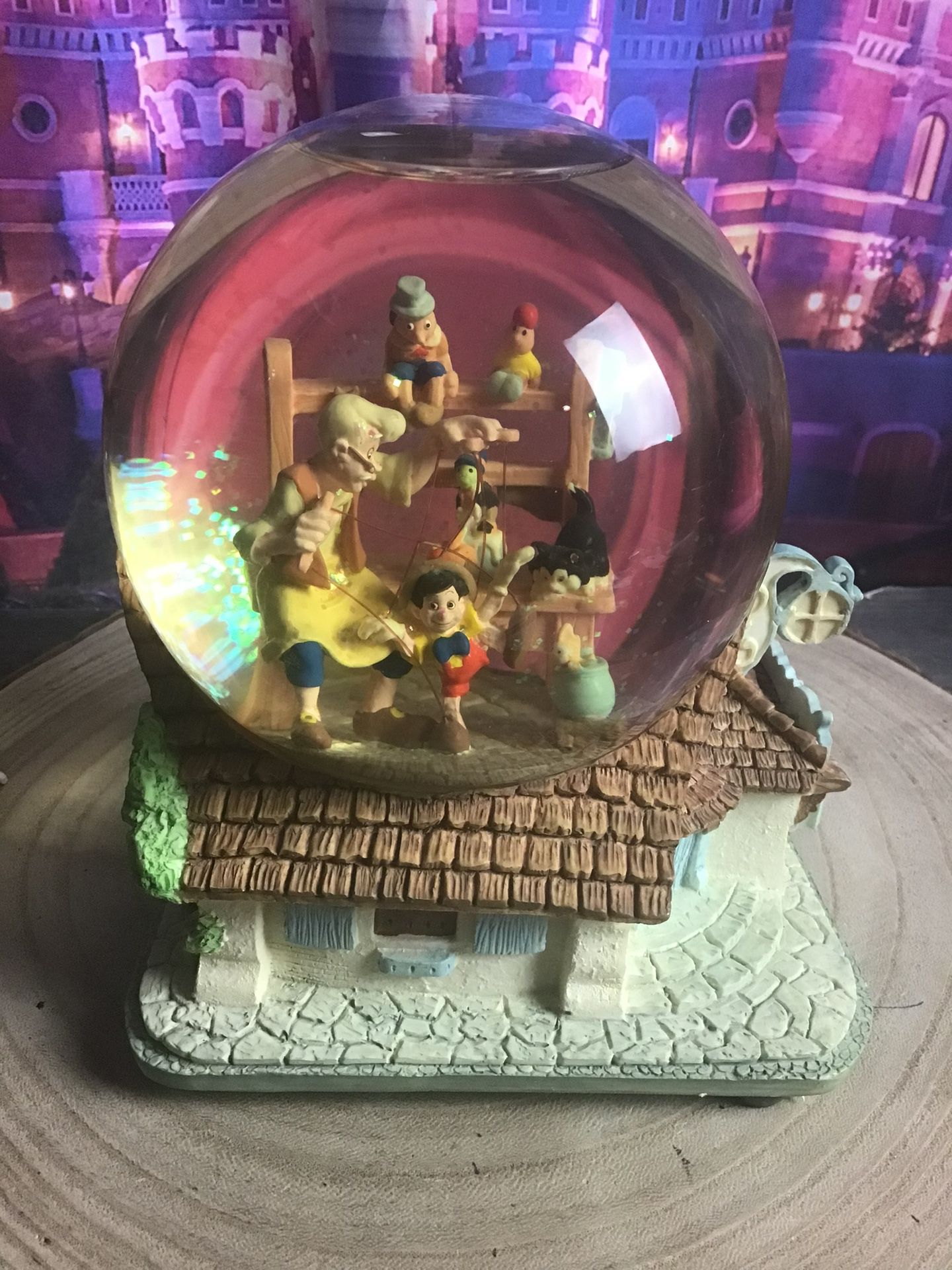 Disney Pinocchio Geppetto Snow Globe “ When You Wish Upon A Star” Toy Shop 
