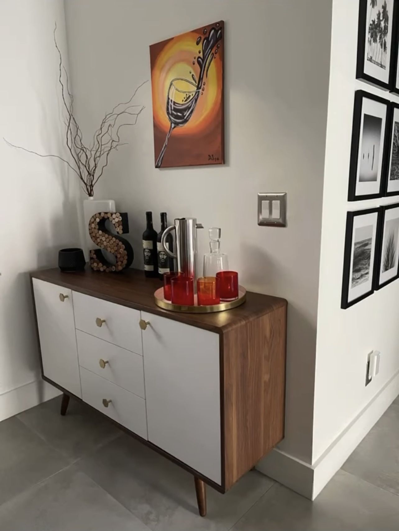 Sideboard