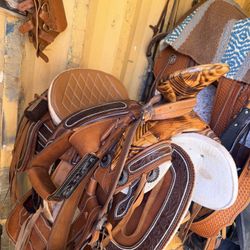 Montura/ Horse Saddle