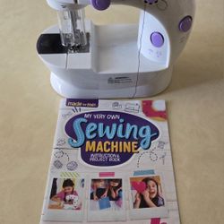 MADE BY ME.    MINI SEWING MACHINE. FOR BEGINNERS AND ADULT 