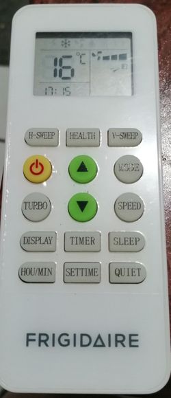 Minisplit, Frigidaire, 2 toneladas y media, 220 w