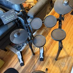 Used Yamaha DTX402K Electronic Drum Set