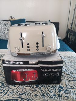 Redmond toaster