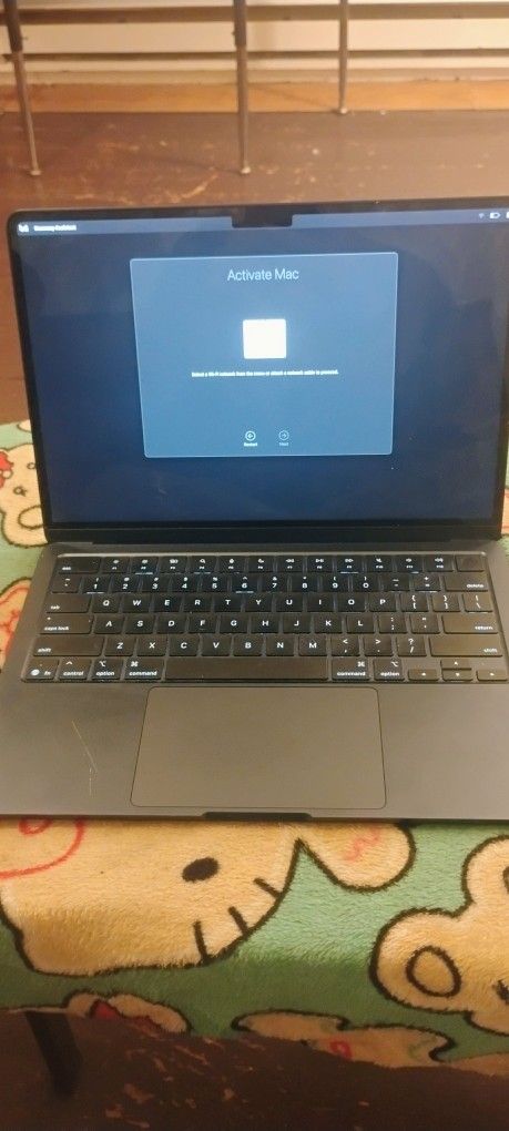 Macbook M4 13in 2025 Model