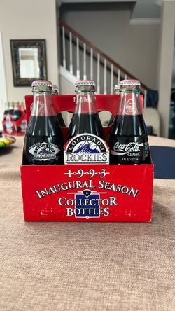 6 pack Coca Cola - 1993 Inaugural Season Collector Bottles
