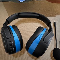 Audeze Penrose Headset (PS5/PS4/PC)